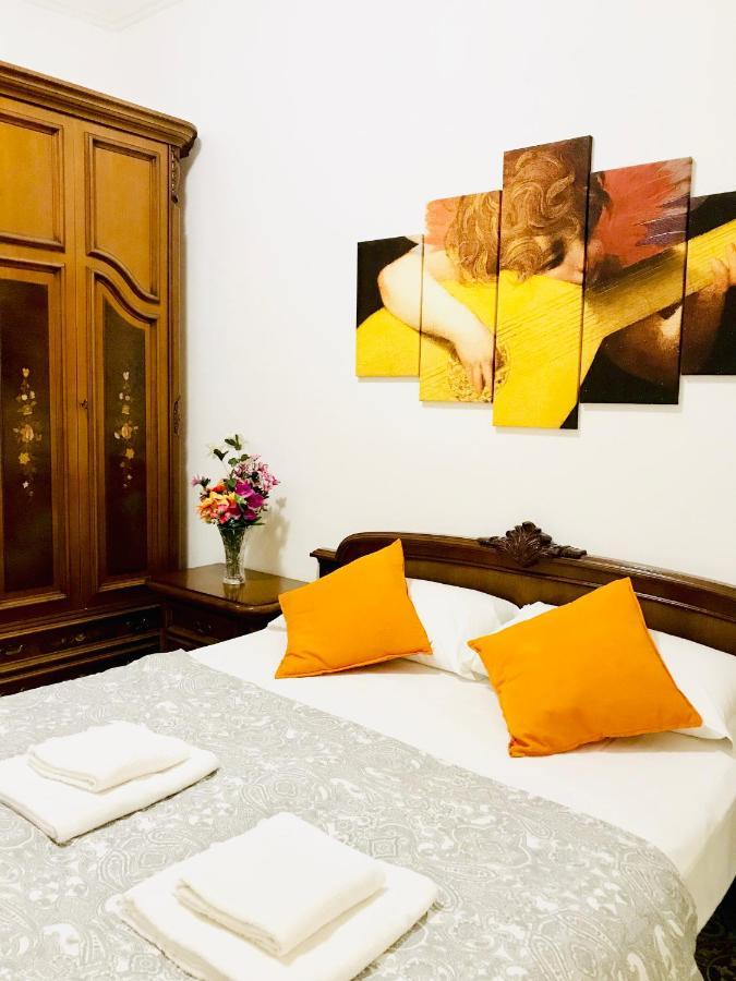 4 Bed Rooms Luxury Apartment Near Colosseum Rome Exterior photo